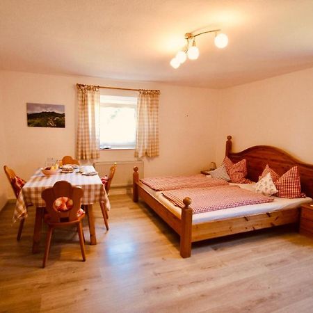 Landurlaub Bei Familie Haug Apartment Фрайунг Екстериор снимка