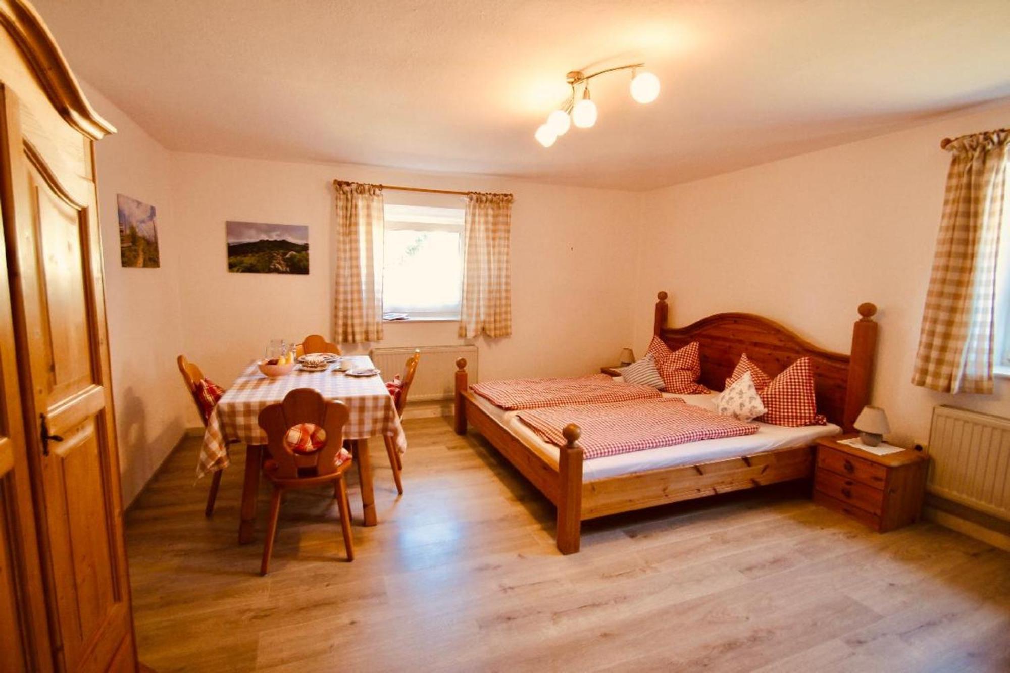 Landurlaub Bei Familie Haug Apartment Фрайунг Екстериор снимка
